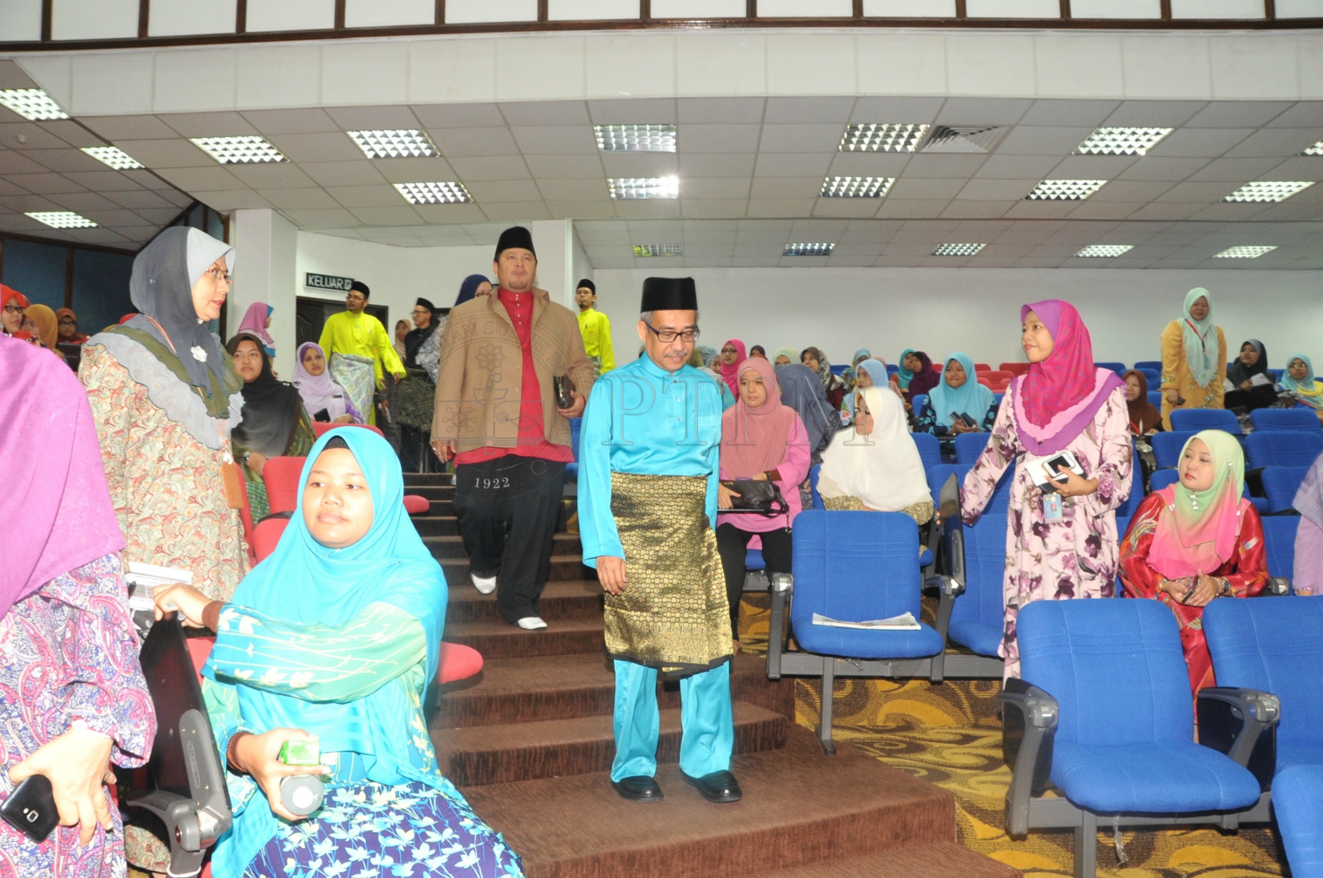 PRO 14 109 HIJRAHPRO 8462